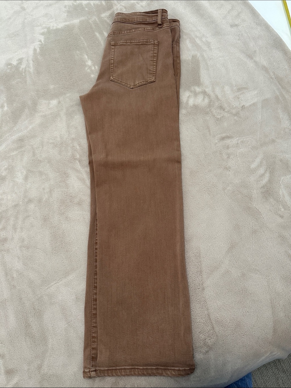 Well Worn Women's Wide-Leg Jeans in Brown